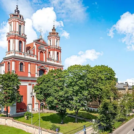 Stylish And Spacious In Old Town Of Vs
